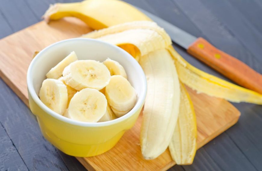 Unveiling the Nutritional Treasure Trove: How Many Calories Are in One Banana?